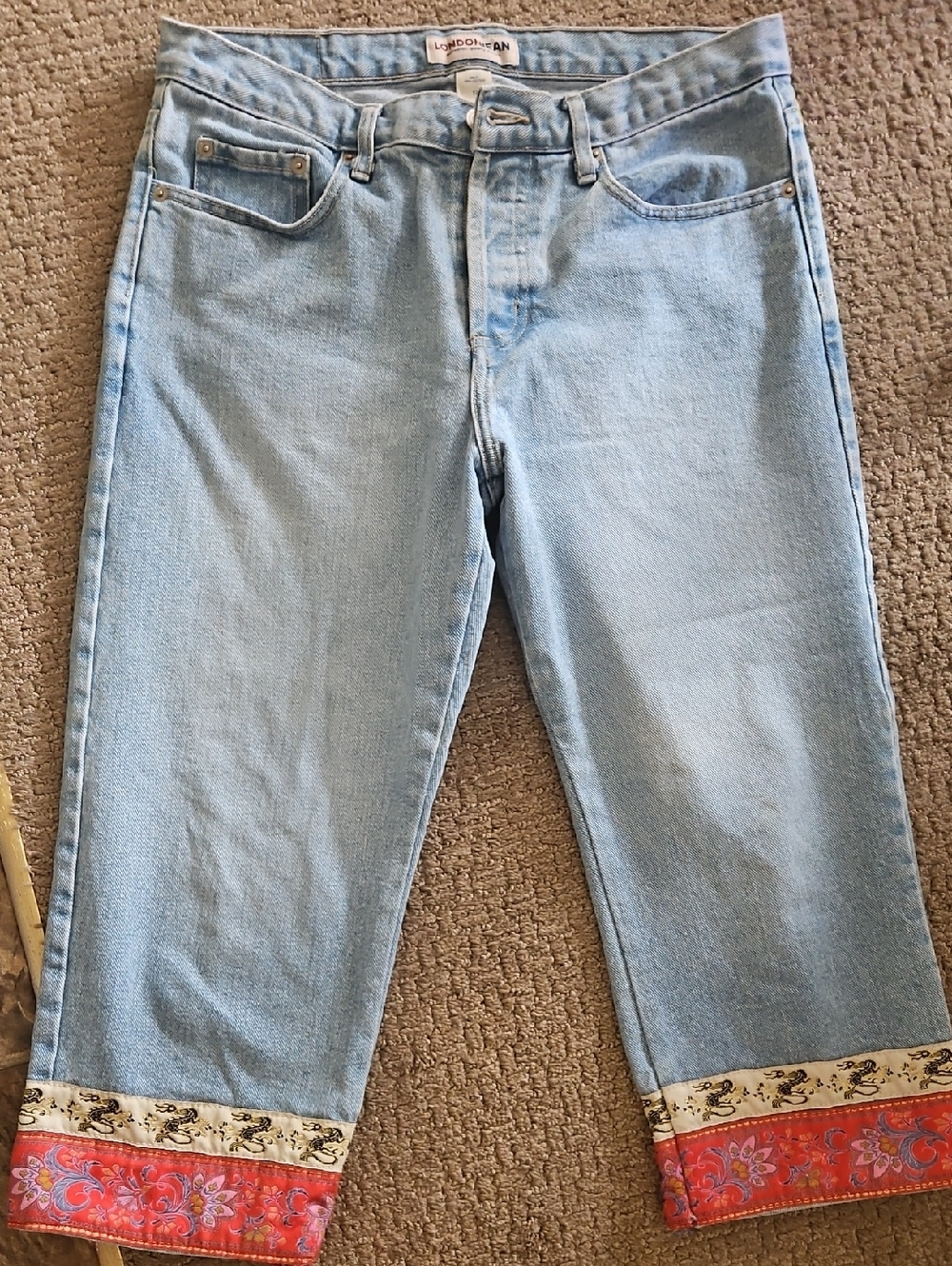 VTG London Jean Boho Dragon Embroidered Capris Sz 12